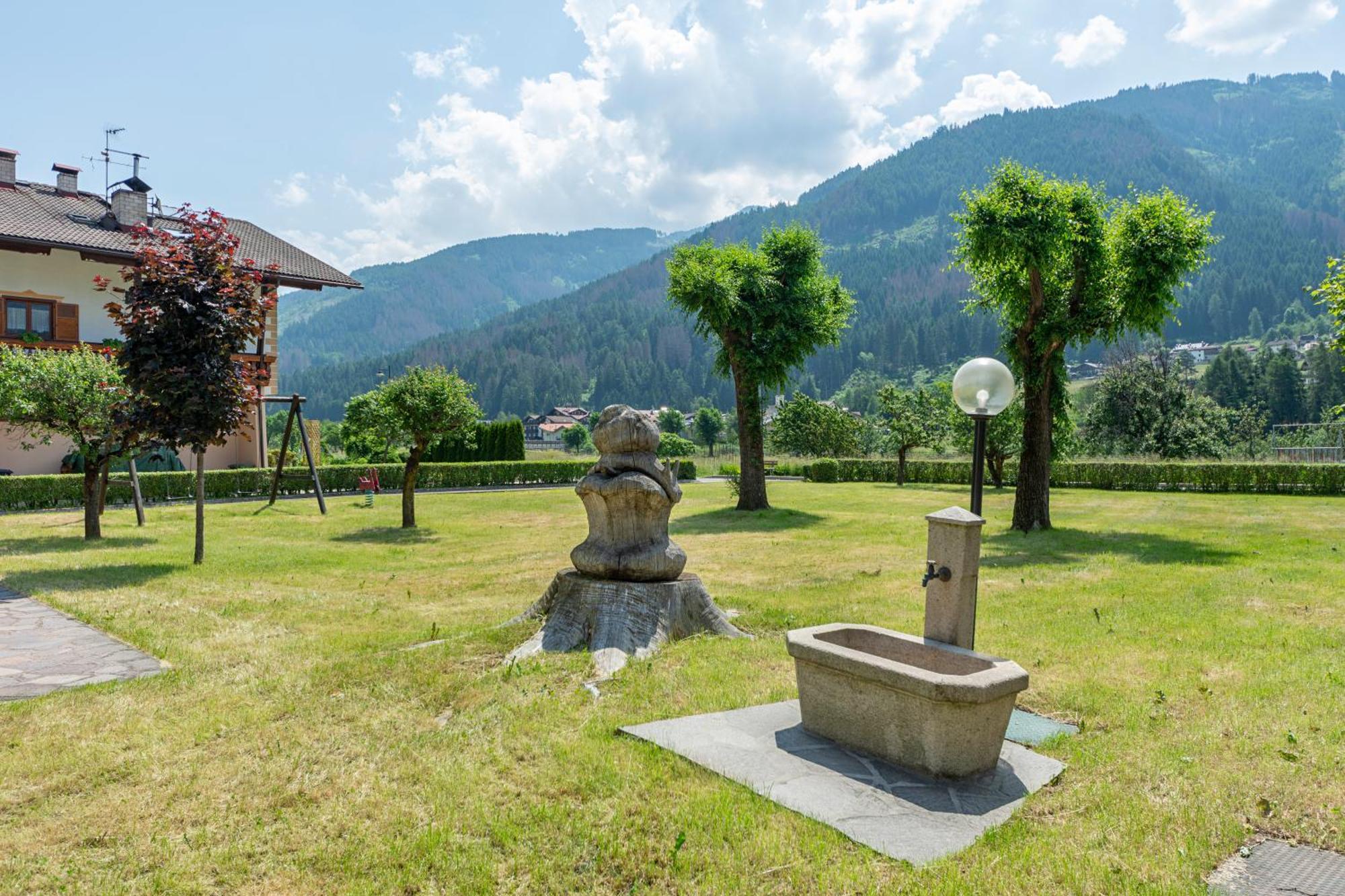 Suan Hotel Ziano Di Fiemme Bagian luar foto